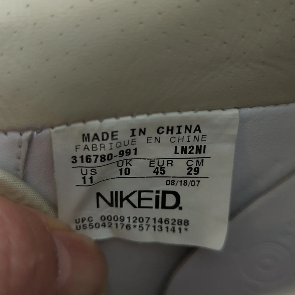 Nike Air Nikeid Air Force 1, XXV low cream patent leather sneakers, men's 11